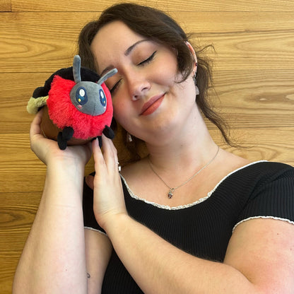 Peluche Snacker Squishable – Luciole S1E4