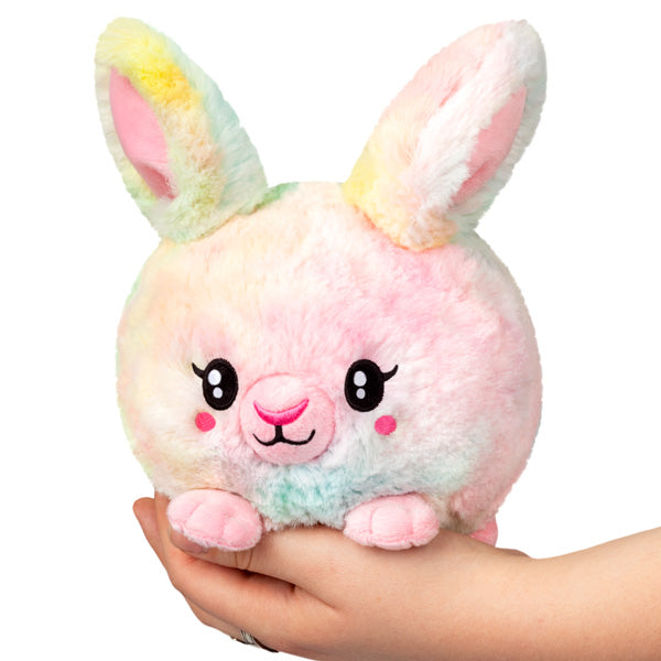Peluche Snacker Squishable – Lapin Tie-Dye