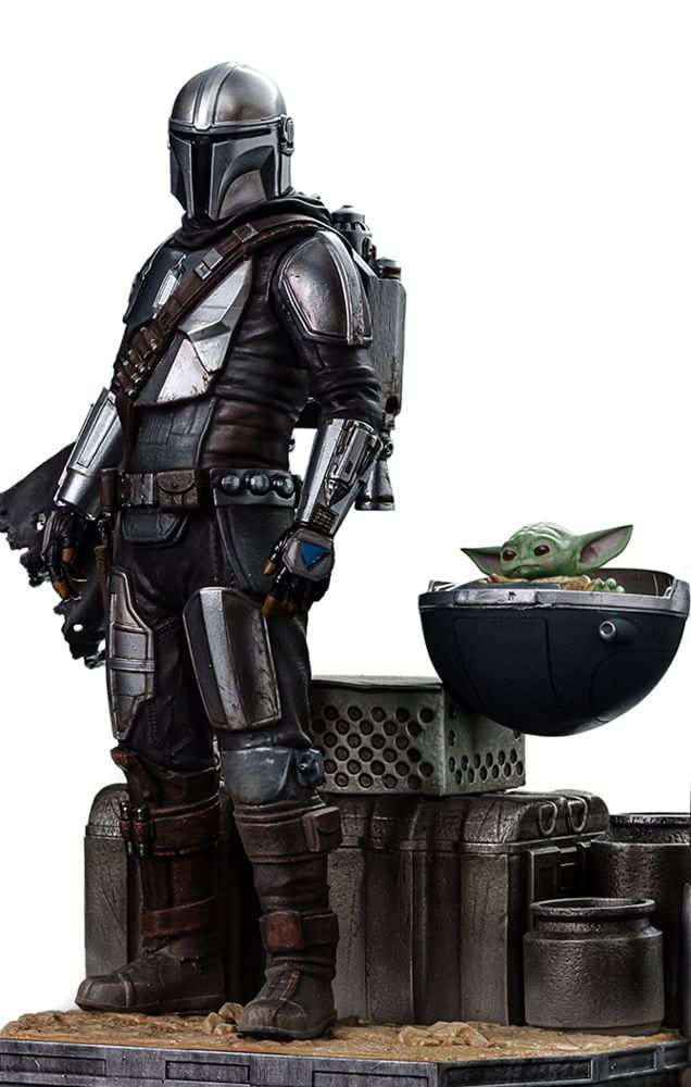 Din Djarin and Din Grogu Statue - Star Wars: The Mandalorian - Art Scale 1/10