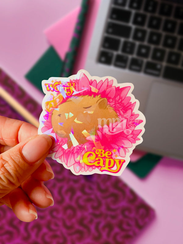 Don’t worry, be Capy | Sticker holographique — vue 2