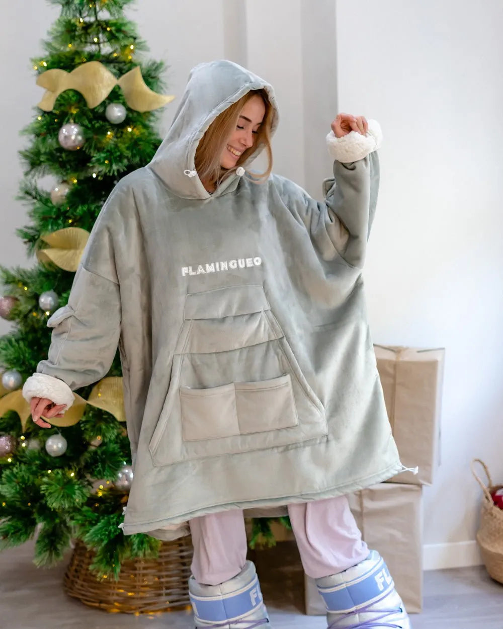 Hooded Blanket - HAGRID GREY