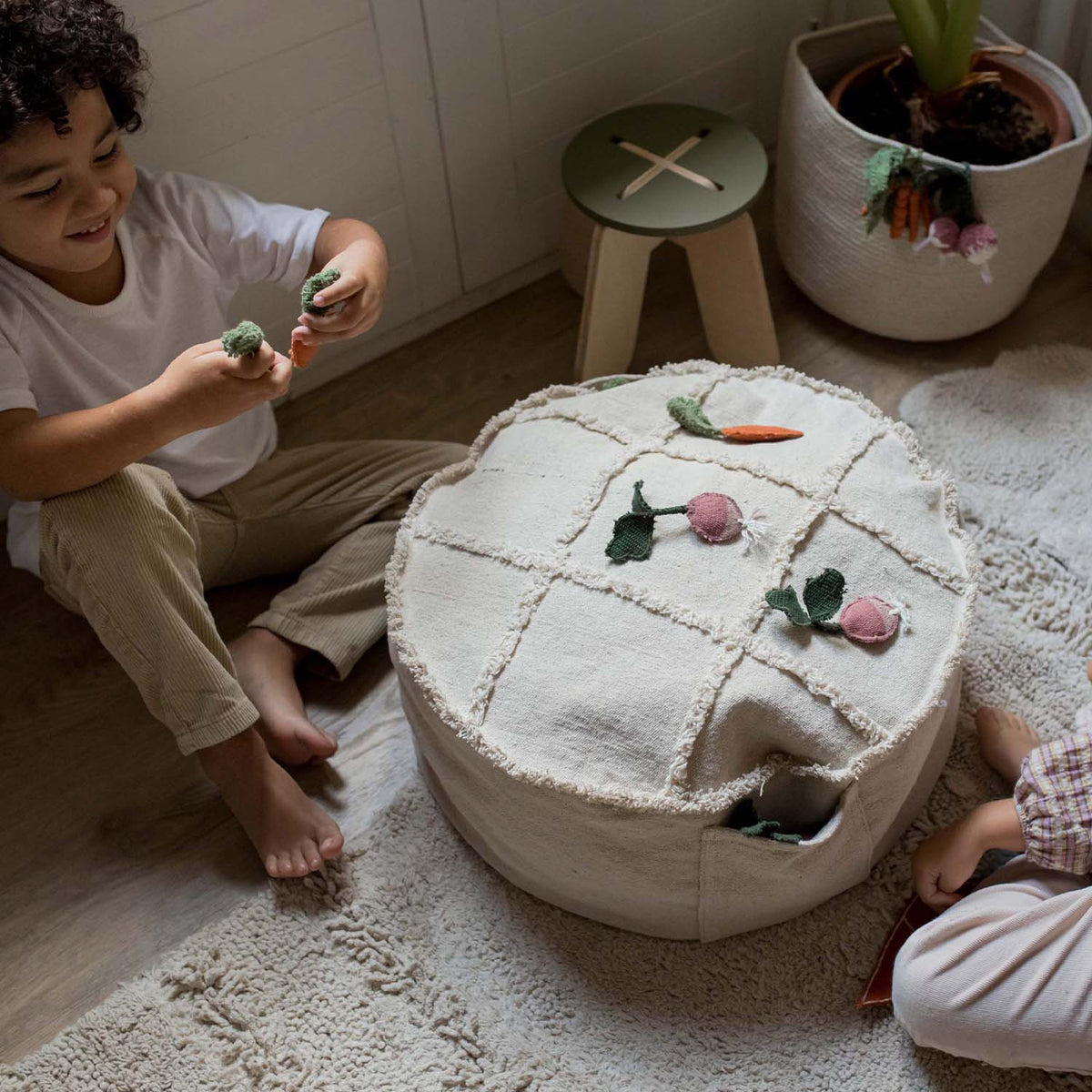 Tic-Tac-Toe Ottoman