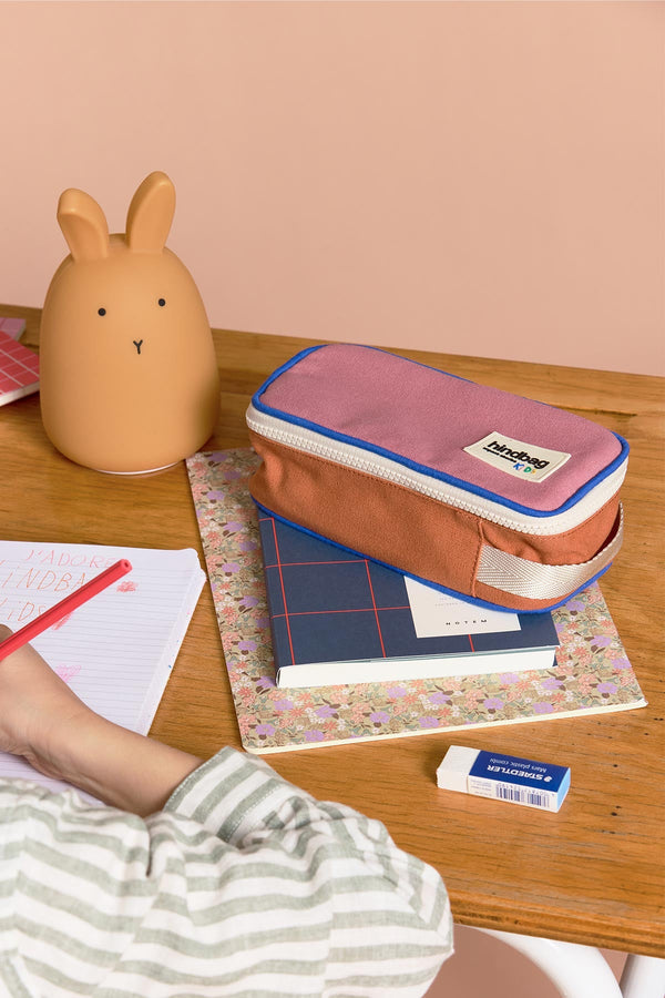 Rose Blush Tricolor Max Pouch