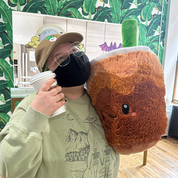Peluche Comfort Food Squishable – Café Cold Brew