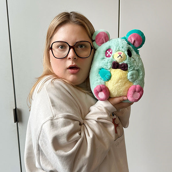 Peluche Mini Squishable – Mori The Plague Rat