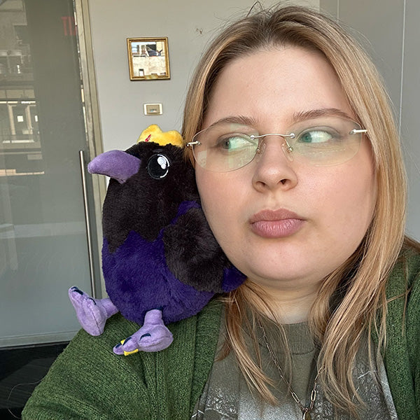 Peluche Snacker – Roi Corbeau
