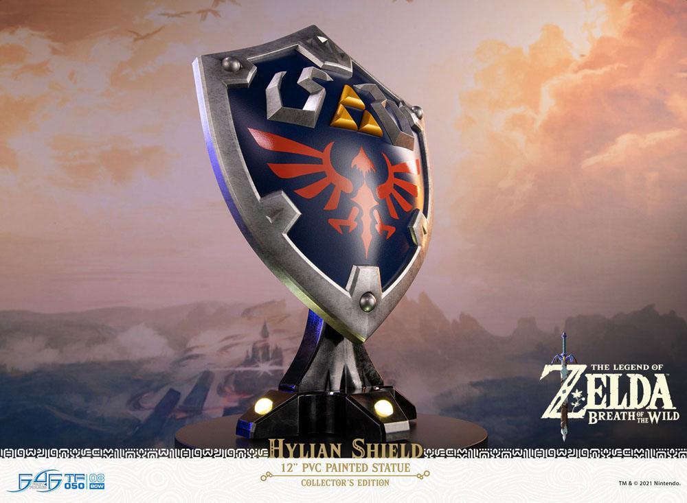 The Legend of Zelda: Breath of the Wild Statue - Hylian Shield Collector's Edition 