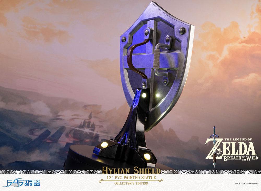 The Legend of Zelda: Breath of the Wild Statue - Hylian Shield Collector's Edition 