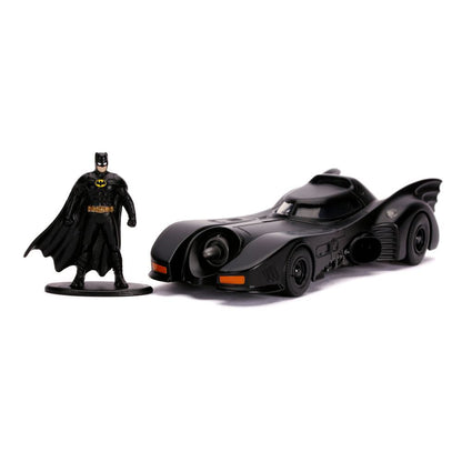 Batmobile et Batman 1:32