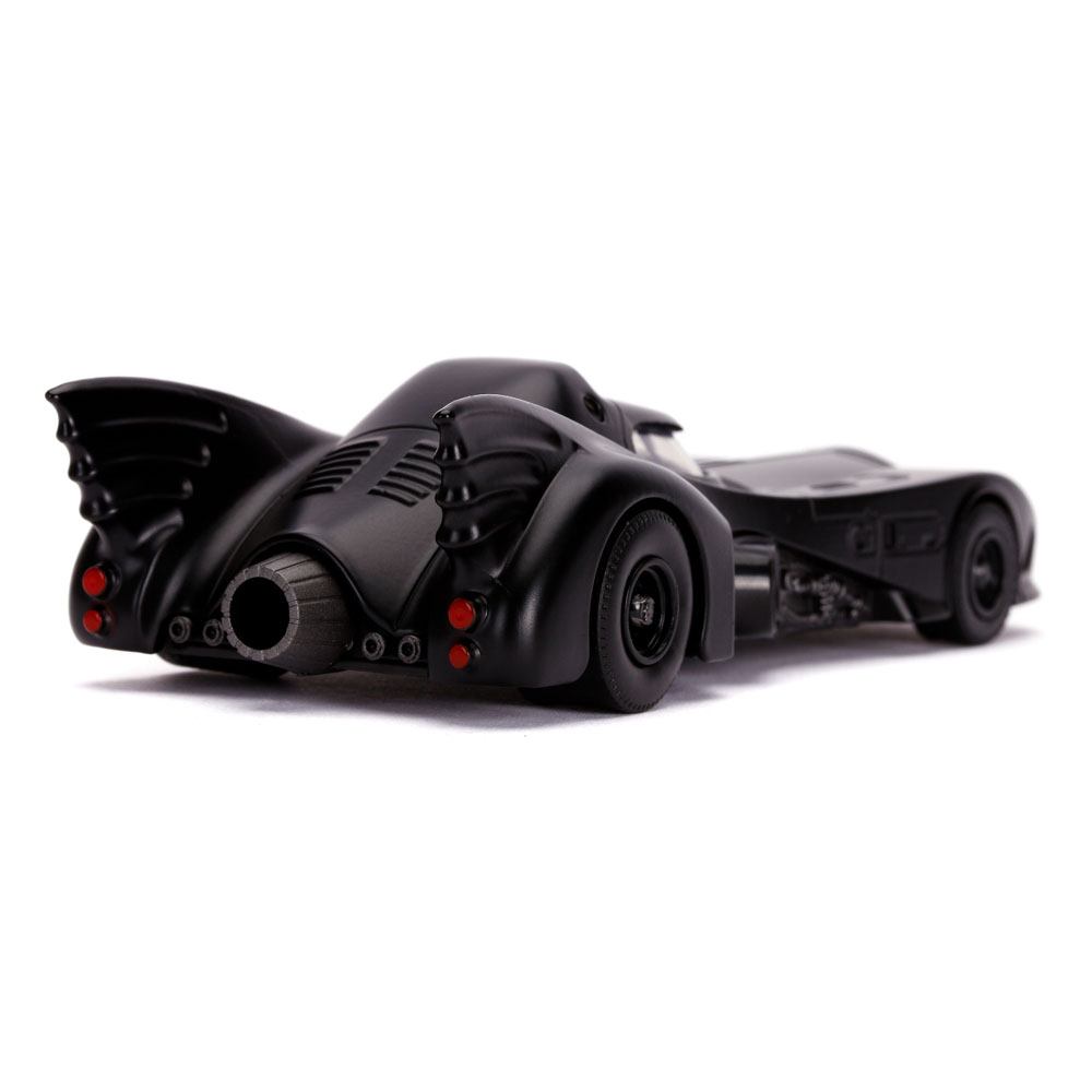 Batmobile et Batman 1:32
