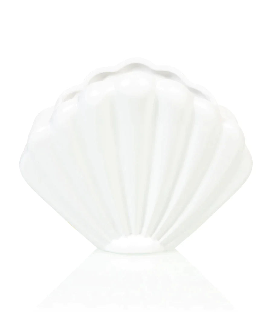 White shellfish flower pot